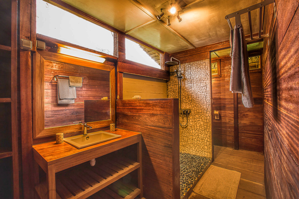 Congo_Forest_Safaris_Camp_13